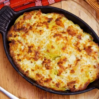 Bacalhau com batata palha no forno