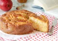 Bolo de maçã com mel e canela