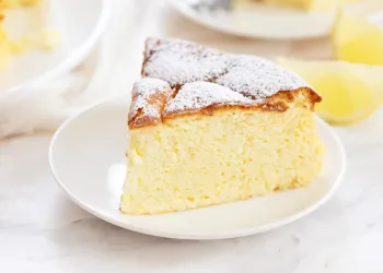 Bolo de claras e limão