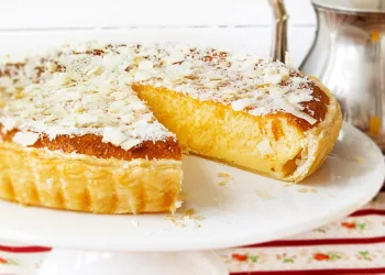 Tarte de coco e leite condensado