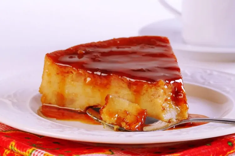 Pudim de pão tradicional