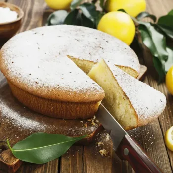 Bolo de natas e limão