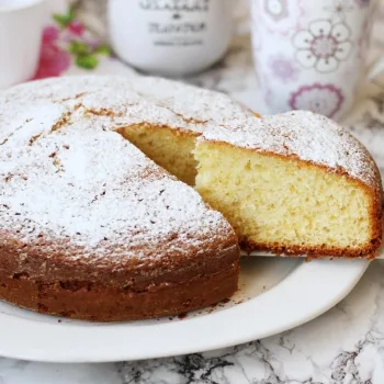 Bolo de aveia e iogurte