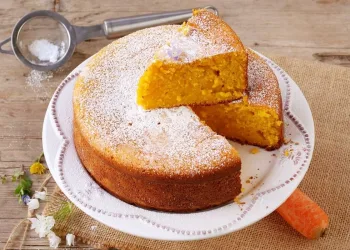 Bolo de cenoura e amêndoa: fácil de fazer e perfeito para o lanche