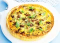 Quiche de frango e cogumelos