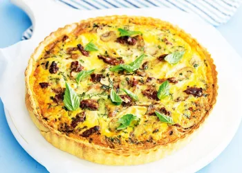 Quiche de frango e cogumelos