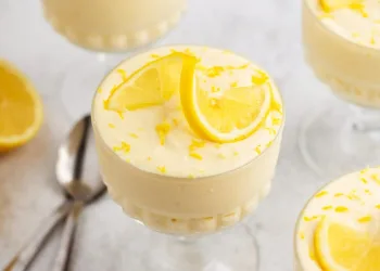 Mousse de limão com iogurte