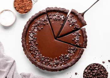 Tarte de chocolate e leite condensado