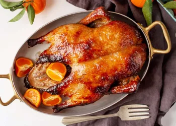 Pato assado no forno à moda antiga