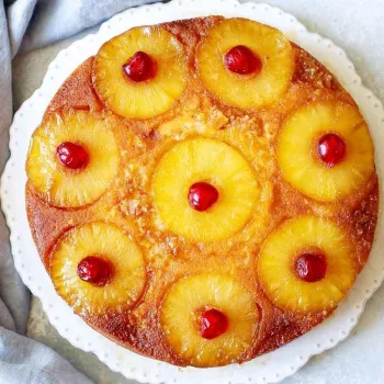 Bolo de ananás à moda antiga