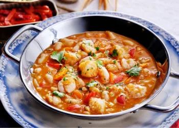 Feijoada de marisco à portuguesa