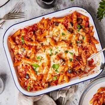 Massa gratinada com atum