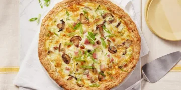 Quiche de fiambre e cogumelos