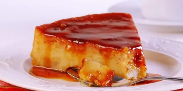 Pudim de pão com leite condensado