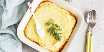 Empadão de bacalhau com espinafres