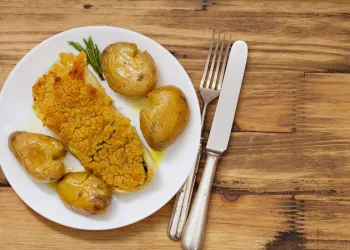 Filetes de pescada com crosta de broa