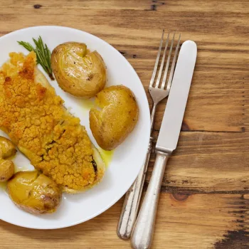 Filetes de pescada com crosta de broa