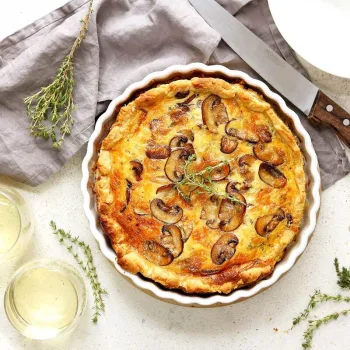 Quiche de legumes e cogumelos