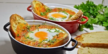 Açorda de tomate à moda do Alentejo