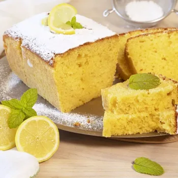 Bolo de canela e limão