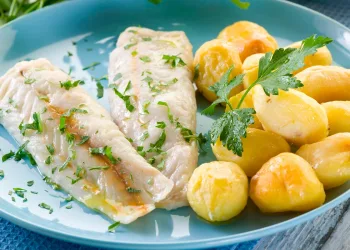 Filetes de pescada no forno com limão