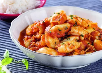 Lulas guisadas à portuguesa