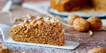 Bolo de nozes e caramelo