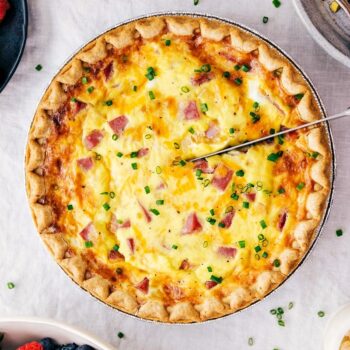 Quiche de fiambre e queijo com natas