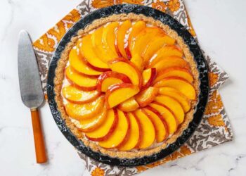 Tarte tatin de pêssego