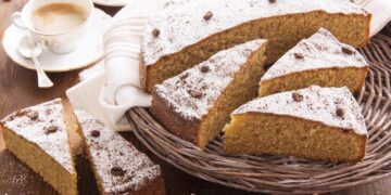 Bolo de café e canela