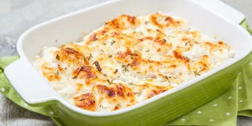 Bacalhau gratinado com batata palha