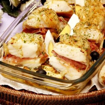 Bacalhau com presunto no forno