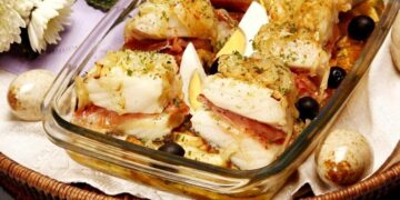 Bacalhau com presunto no forno