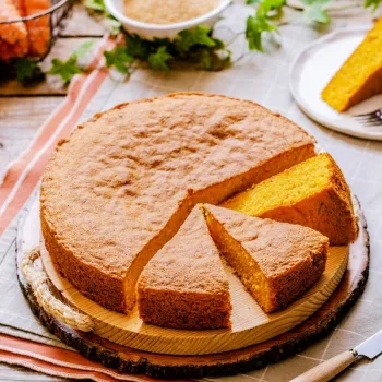 Bolo de cenoura fofo