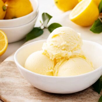 Gelado caseiro de limão