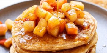 Panquecas de maçã e canela