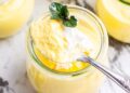 Mousse de manga com iogurte grego