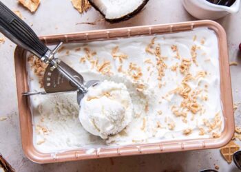 Gelado caseiro de coco