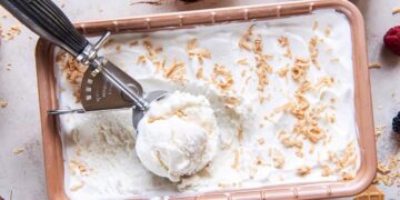 Gelado caseiro de coco