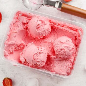 Gelado caseiro de morango