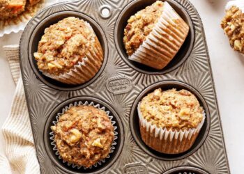 Queques de cenoura e aveia