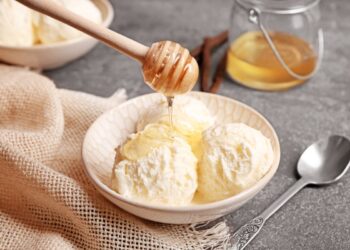 Gelado de iogurte natural