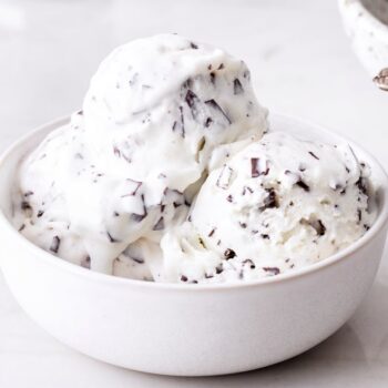 Gelado de stracciatella caseiro
