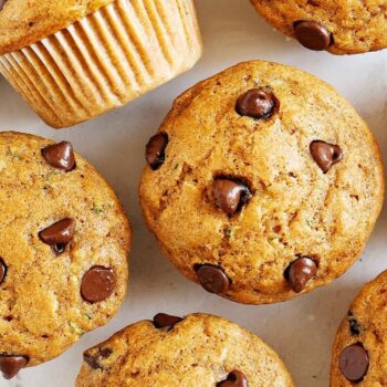 Queques de iogurte com pepitas de chocolate