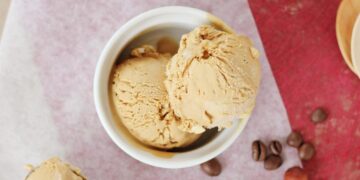 gelado de avelã e café