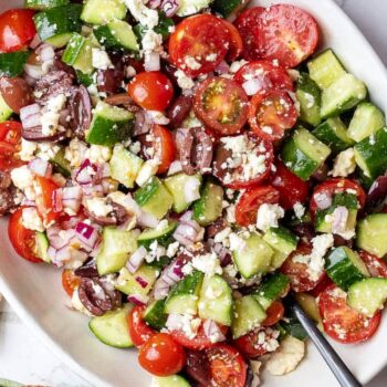 Salada mediterrânica de pepino