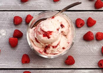 Gelado de framboesa e banana