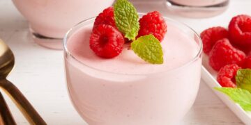 Mousse de framboesa e queijo quark