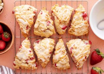 scones de morango