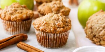 muffins de aveia, canela e maçã